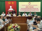 Bà Hồ Thị Kim Thu - Phó Chủ tịch Ủy ban MTTQ Việt Nam tỉnh phát biểu tại Hội nghị